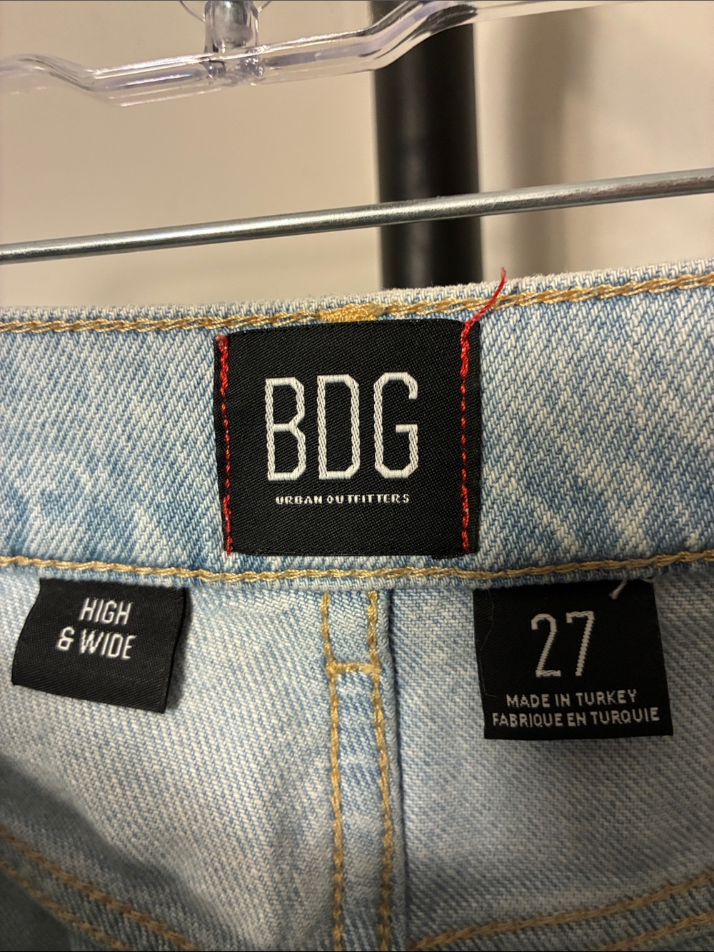 Urban Outfitters BDG High & Wide Light Wash Cotton Blue Jeans Size 27 - Picture 3 of 10